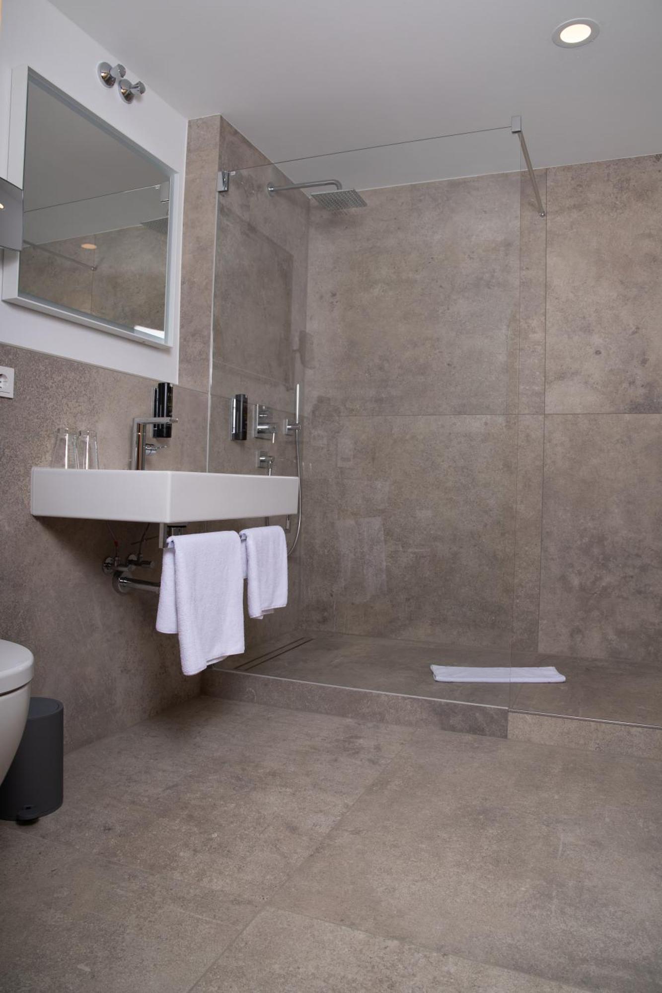 Hotel Elfbuchen Cassel Extérieur photo