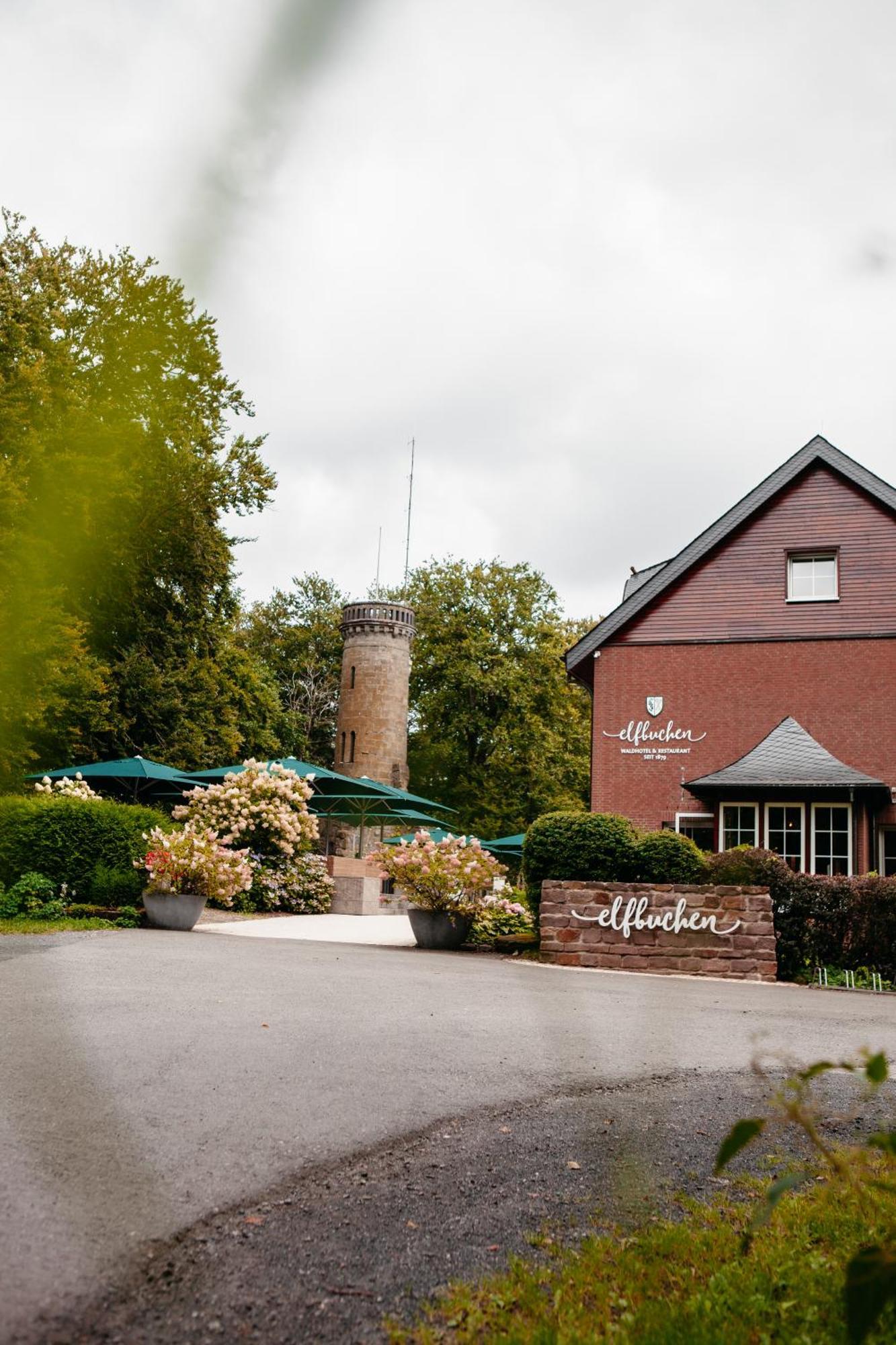 Hotel Elfbuchen Cassel Extérieur photo